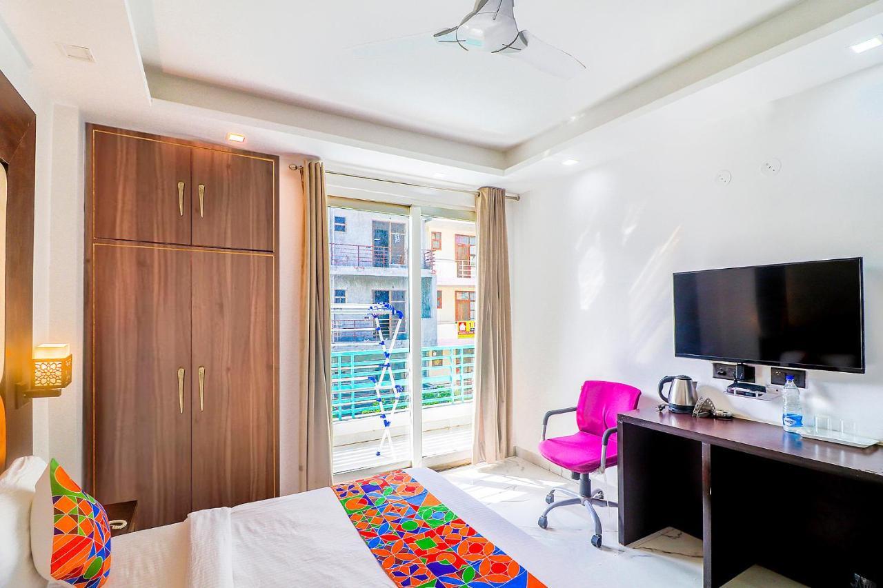 Fabhotel Kiara The Private Suites Gurgaon Zewnętrze zdjęcie